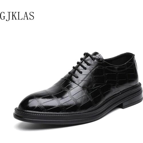 Business Leather Shoes Men Formal Wedding Dress Leather Shoes Office Man Shoes High Quality Classic Elegant Retro Zapato Oxford