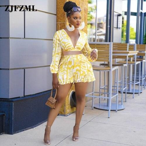 Yellow White Color Block Two Piece Sweatsuit Women Clothes Long Sleeve Cross Backless Crop Top and Pleated Short Co Ord Suits