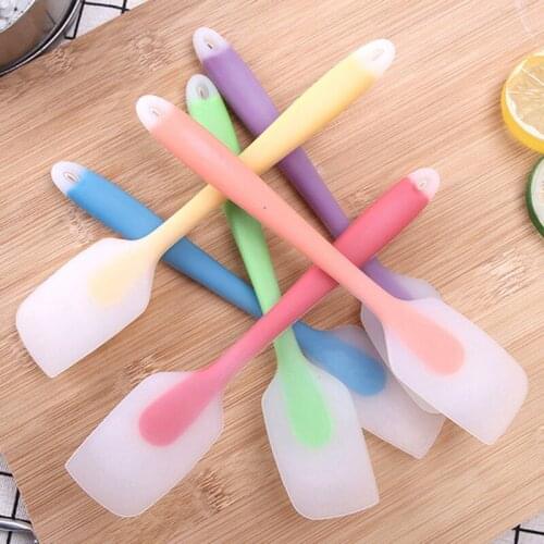 Silicone Cream Baking Scraper Non Stick Butter Spatula Nylon Chocolate Spreader Smoother Heat Resistant Tools Random Color 21 cm