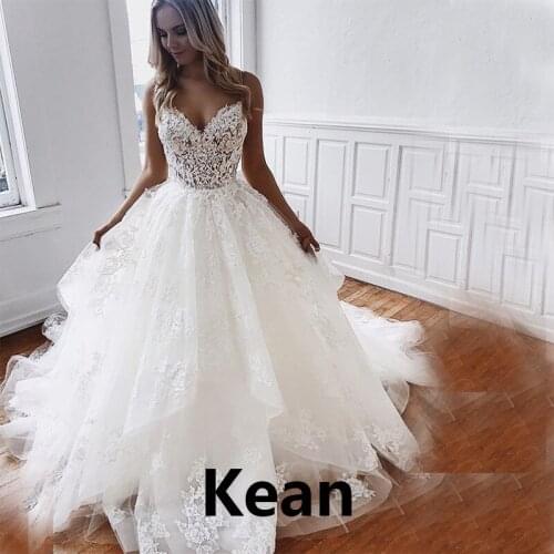 Spaghetti Straps Wedding Dresses Sweetheart Appliques Tiered Illusion Vestido De Novia Custom Made White Ivory Bridal Gowns