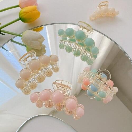 2021 Fashion Acrylic Vintage Elegant Big Pearls Hair Claws Sweet Hair Clips Hairstyle Makeup Headband Hairpin Hair Accessories