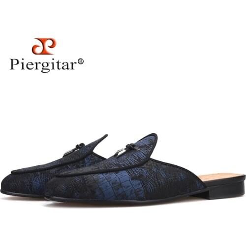 Piergitar 2021 handcrafted crocodile pattern mens Mules with metal tassel designs party mens classic slippers plus size