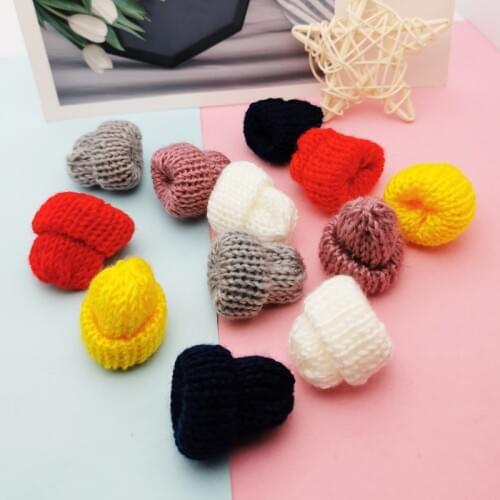 20 Pcs Mini Handmade Woolen Yarn Knitting Hat Charms For DIY Headwear Garment Dolls Decoration Cute Small Caps Pendants 35*38mm