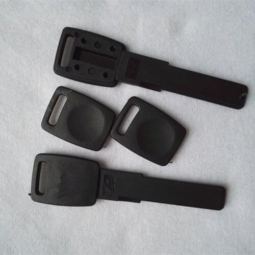 DAKATU Plastic Emergency Spare Key for Audi A6L.A6.A4L.A3.A8 Smart Key Blade Shell