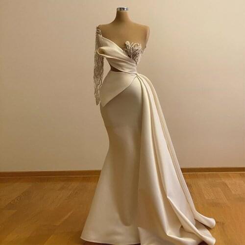 2020 Exquisite Bridal With Mermaid One Shoulder Long Sleeve Sequins Beading Lace Wedding Dress