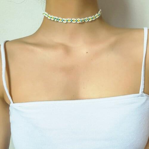 Bohemian Seed Bead Flower Choker Necklace Statement Short Collar Clavicle Chain Necklace Bracelet Ring for Women Jewelry Set