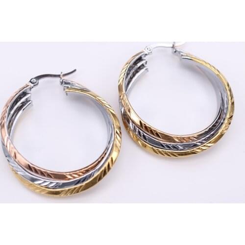 Fashion temperament get together Free shipping Exaggerated beautiful girl Twisted wire Classic pop Hoop earrings LH925