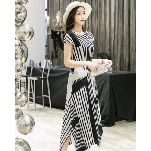 HOT SELLING Miyake fold short sleeve dress o-neck stripe lace-up A-Line dress IN STOCK