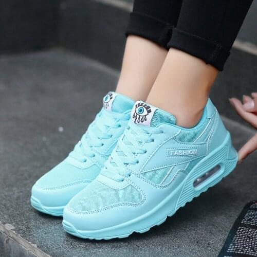 2021 Women Breathable Platform Flat Shoes Mesh Casual Sneakers for Spring Lightweight and comfortable shoes