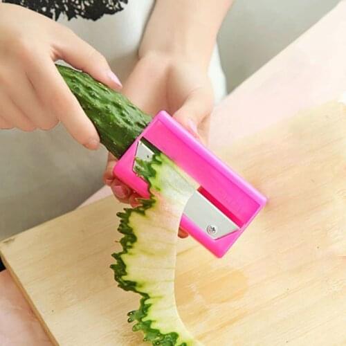 1PC Food Facial beauty cucumber slicer Carrot Cucumber Sharpener Peeler Kitchen Tool spiral Vegetable Slicer