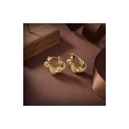 European and American twist retro fashion personality earrings