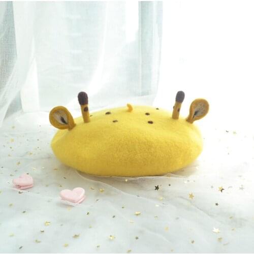 Original cute Japanese soft girl cartoon giraffe beret handmade wool felt painter hat parent child