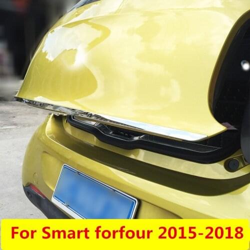 Stainless Steel Car Rear Trunk Lift Gate End Moulding Trim Garnish Styling Sticker Cover for Smart forfour 2015 2016 2017 2018