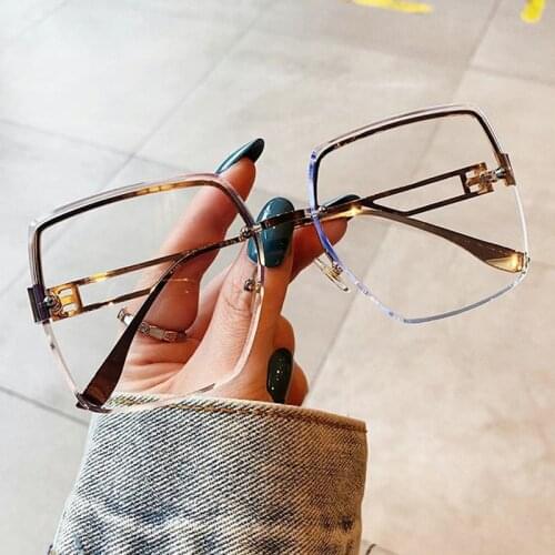Unique Half Frame Rimless Square Clear Eyeglasses For Women Vintage Gold Silver Computer Eyewear Female alloy Gradient Sunglass