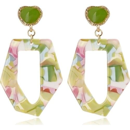 Liffly Dangle Earrings