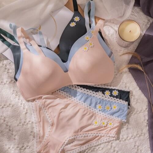 Small daisy flower lingerie set no steel ring confortable bralette one-piece women underwear gathered without trace bras sexy