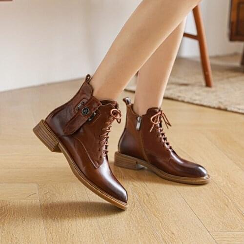 2021 New Winter Women Boots Retro Brock Genuine Leather Round Toe Low Heel Shoes Women Ankle Boots Chelsea zapatos de mujer