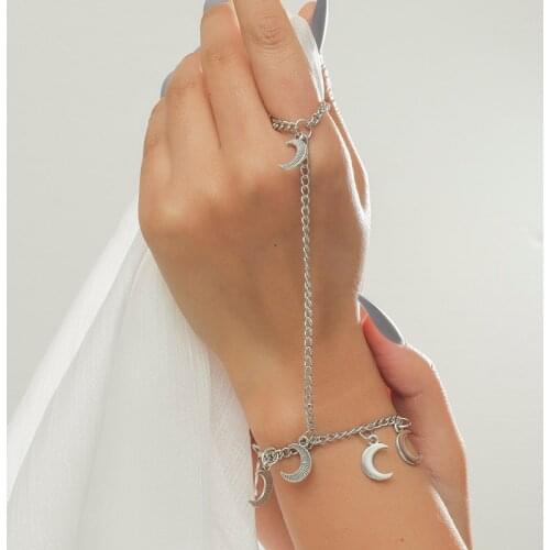 Fashion Simple Female Silver Color Metal Finger Chain Bracelets For Women Punk Style Moon Pendants Bracelet Party Jewelry Gift