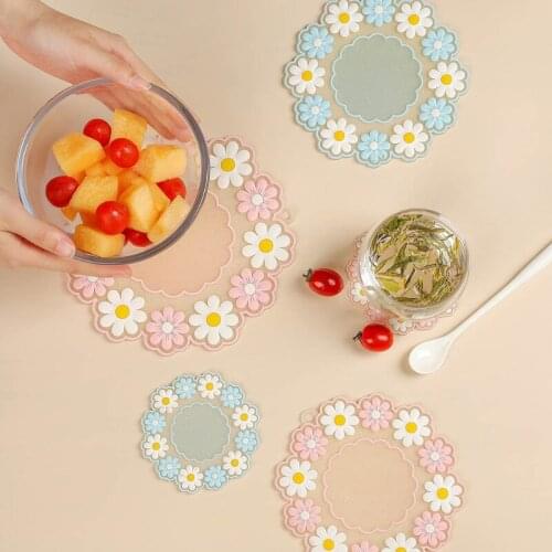 Cute Flower Coaster Insulation Placemat Anti-Slip Soft PVC Cup Mat for Drinks Coffee Beverage Cup Beer Mugs Holder Wholesale