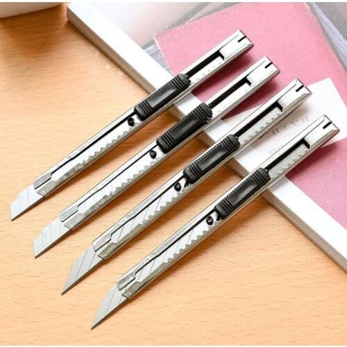 Saussurea Blades For A Utility Knife