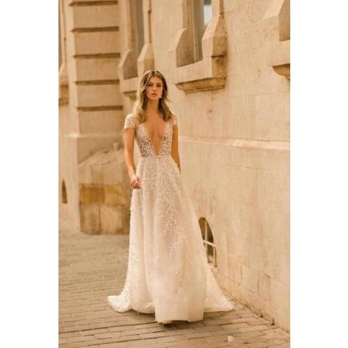 Sexy Deep V Neck 2020 Wedding Dresses Short Sleeve Bridal Dresses Beaded A Line Wedding Gowns