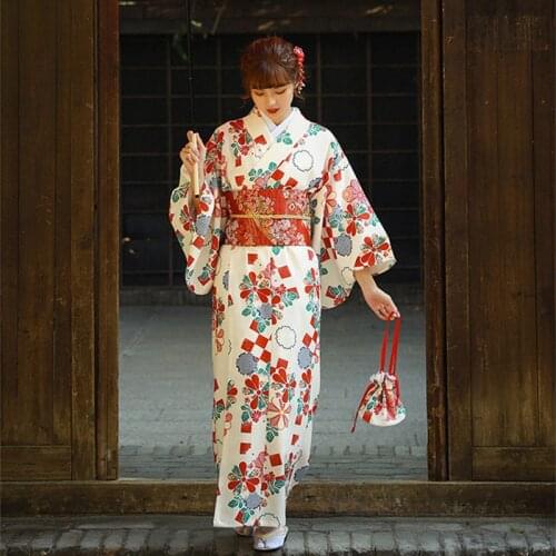 Womens Japanese Traditional Kimono Beautiful Floral Prints Japan Style Yukata Bathrobe Cosplay Clothing Photography Dress