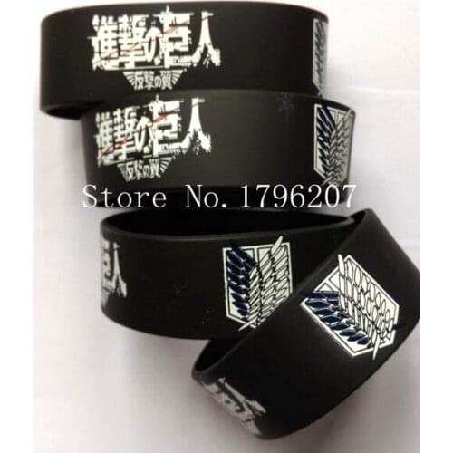 50 pcs Popular Attack on Titan Wristband Silicone Promotion Gift Filled In Color Bracelet s35