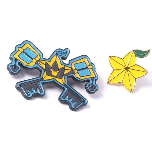 Game Kingdom Hearts Sora Keyblade Badge Brooches Paopu Fruit Enamel Pins Brooch for Women Men Lapel Pin Jeans Shirt Jewelry