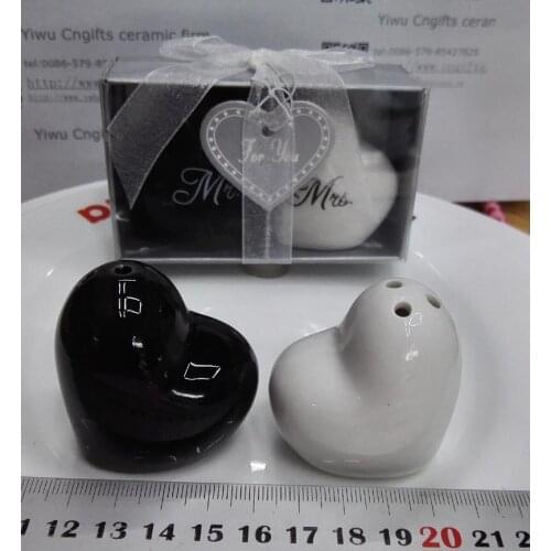 40sets=80pcs ceramic heart Mr.&Mrs. salt and pepper shakers in gift box ceramic wedding bridal showers party gifts souvenirs