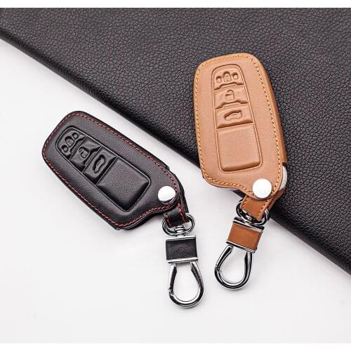 Hot Sale Carrying Leather Car Keychain Key Cover Case For Toyota Camry CHR Prius Corolla RAV4 Prado 2017 2018 3 button keyless