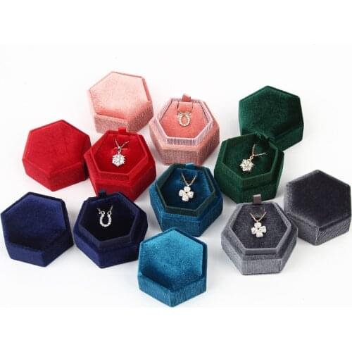 New product hexagonal velvet ring box jewelry box display stand with detachable cover ring box stand wedding engagement package