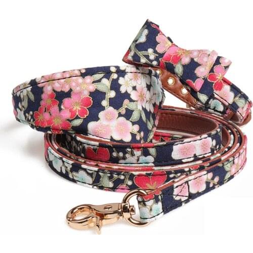 Handmade PU Leather Dog Collar Leash Set Bow Flower Print Collar Bandana Necklace Outdoor Pet Walking Lead for Small Medium Dogs