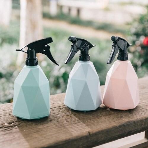 600ML Simple Geometric Design Candy Color Watering Watering Can Hand-pressing Meaty Watering Spray Bottle Plastic Shower