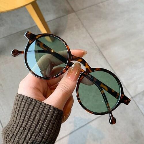 Retro Round Sunglasses Women Brand Designer Classic Vintage Small Frame Sun Glasses Ladies Black Driving Eyewear Korean Style