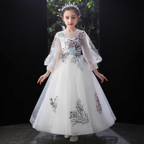 Flower Girl Dresses Illusion O-Neck Luxury White Embroidery Lovely Princess Floor-Length Tulle Lace Full Kids Party Gown H257
