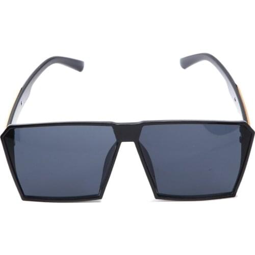 2018 New Fashion Woman Man Sunglasses Popular Oversize Glasses Anti Ultraviolet Eyewear Large Frame For Beach Seaside Travel Hot