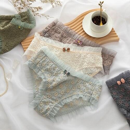 New Womens Underwear Sexy Lace Panties Fashion Hollow Out Flower Briefs Mid Waist Seamless Cotton Underpants Female Lingerie