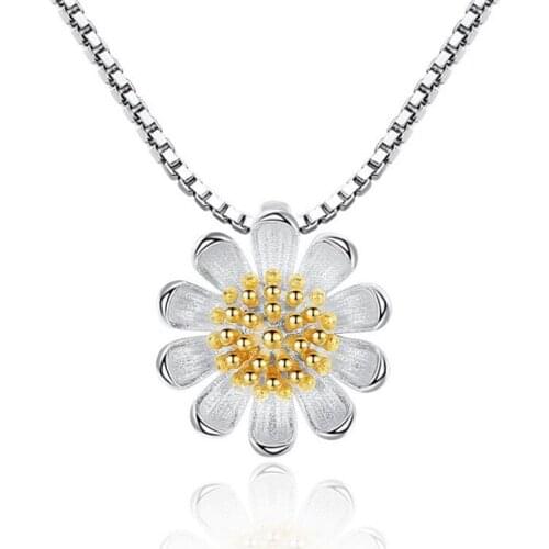 KOFSAC Fresh Sunflower Design Silver&Gold Daisy Pendant Necklace Jewelry Lovely Female Clavicle Necklace For Women Birthday