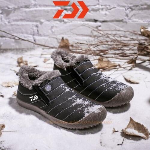 DAIWA Fishing Boots Lightweight Winter Shoes For Men Snow Boots Waterproof Footwear Size 48 Warm Slip On Unisex Ankle Fur Boots