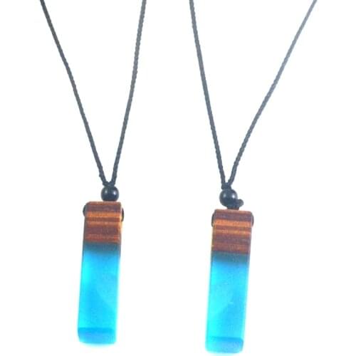 Lovers jewelry necklace pendant, night luminous resin wood material with fashion gift wholesale