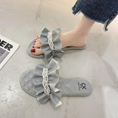 Summer new style leisure ruffled pearl pure color elegant flat bottom comfortable ladies slippers large size 35-40