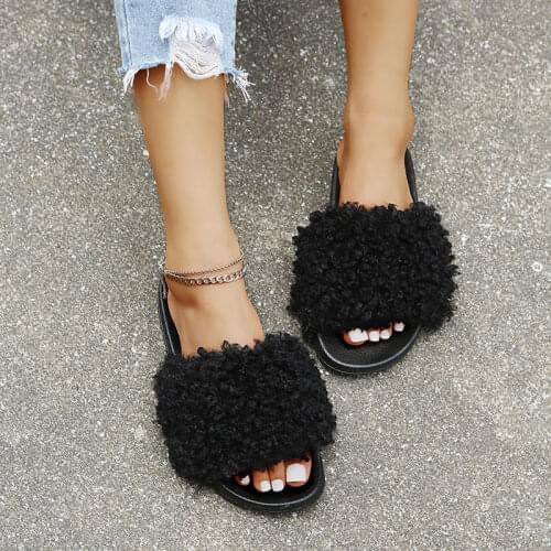 Women Plush Slippers Female Summer Fashion Slides Ladies Comfortable Soft Casual Shoes Outside Flats Plus Size Footwear