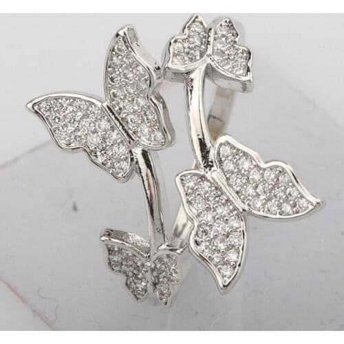 Fashion Charm Butterfly Rings Unique Unusual Jewelry Adjustable Size Womens Cocktail Party Rock Punk Dainty Ornaments Gifts