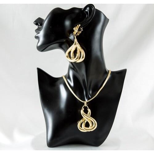 Screw Exquisite Style Necklaces And Earrings Jewelry Set For Women Wedding Party Date Attendance Popular Design