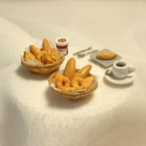 1Set 1/12 Dollhouse Kitchen Toys Strip Bread with Basket Miniature Models Toys