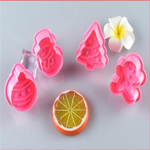 4Pcs/Set Christmas Tree Snowman Plastic Spring Stamper Fondant Pastry Biscuit Cookie Molding Press Cake Decorating Tools