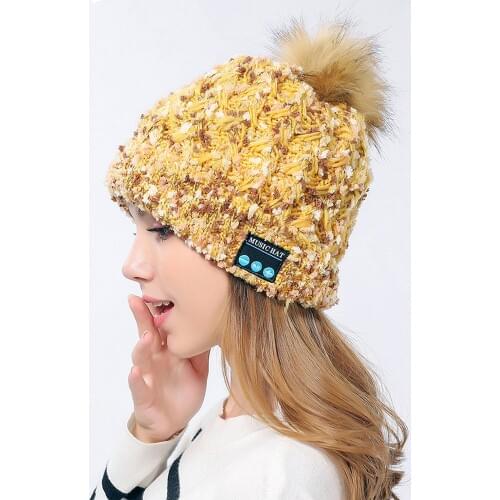 Woman Bluetooth 4.2 Beanie Hat Pom Pom Winter Knit Music Hat Cap Wireless Headphones Bluetooth Hat Birthday Christmas Gifts