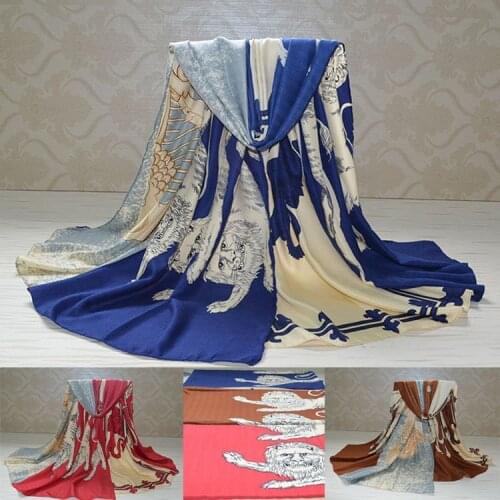 Luxury winter lion print scarf,animal print scarf,rayon shawl,bandana,women cape,muslim hijab,shawls and scarves,british style