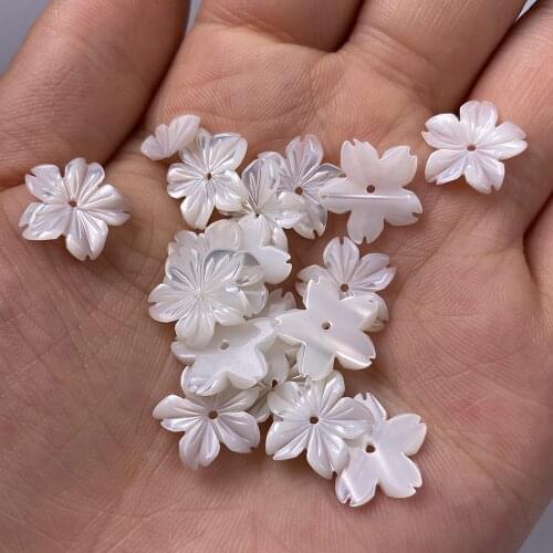 5Pcs Shell Beads Flower-shaped White Loose Shell For Jewelry Making DIY Necklace Bracelet Earring Handiwork Sewing Accessory