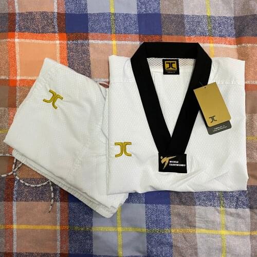 2020 New J-Calicu Breathable world taekwondo uniforms high quality super light WT VORTEX FIGHTER 2 Jcalicu Taekwondo doboks